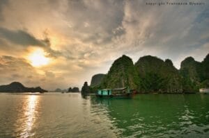 Boat-Tour-on-Emerald-Waters