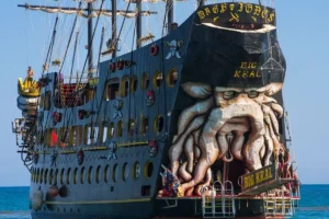 Family-friendly boat tour Side_result