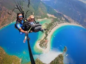 side-paragliding-cleopatra-beach